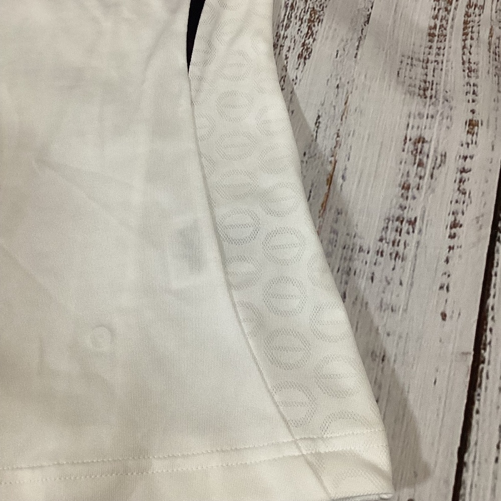 1005. Adidas ClimaCool White & Blue Sleeveless Golf Polo Size M NWT - Picture 5 of 5